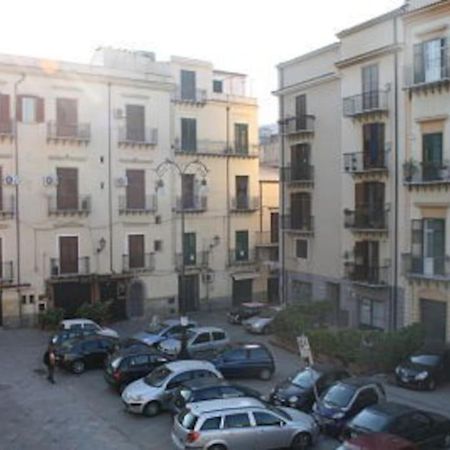 A Terrace In The Heart Of Palermo Apartment Exterior photo