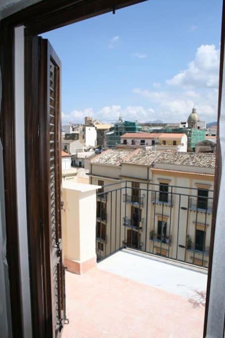 A Terrace In The Heart Of Palermo Apartment Exterior photo