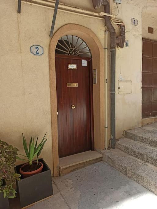 A Terrace In The Heart Of Palermo Apartment Exterior photo