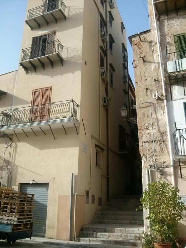 A Terrace In The Heart Of Palermo Apartment Exterior photo